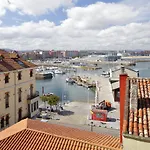 Puerto Deportivo Cimadevilla Daire Gijón