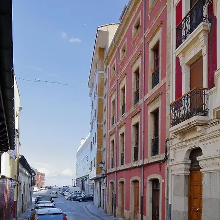 Puerto Deportivo Cimadevilla Apartment Gijon