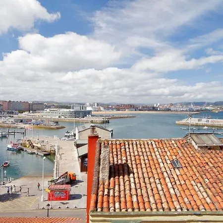 Puerto Deportivo Cimadevilla アパート