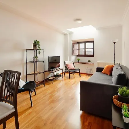 Puerto Deportivo Cimadevilla *