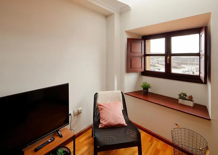 Puerto Deportivo Cimadevilla *